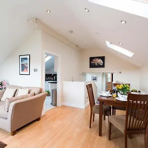https://fishermans-warehouse.yorkshirehotels.net